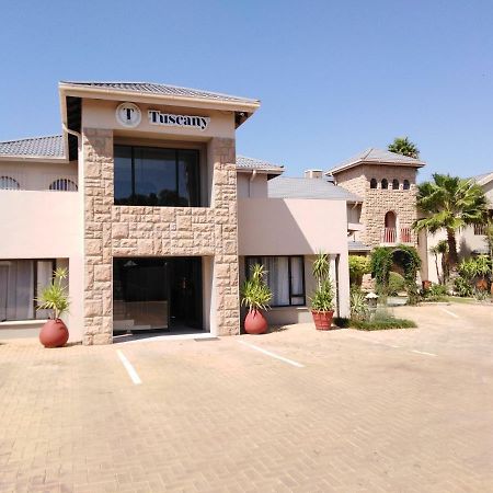 Tuscany Vryburg ภายนอก รูปภาพ