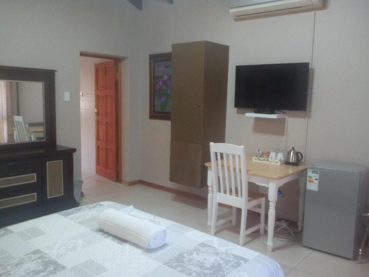Tuscany Vryburg ภายนอก รูปภาพ