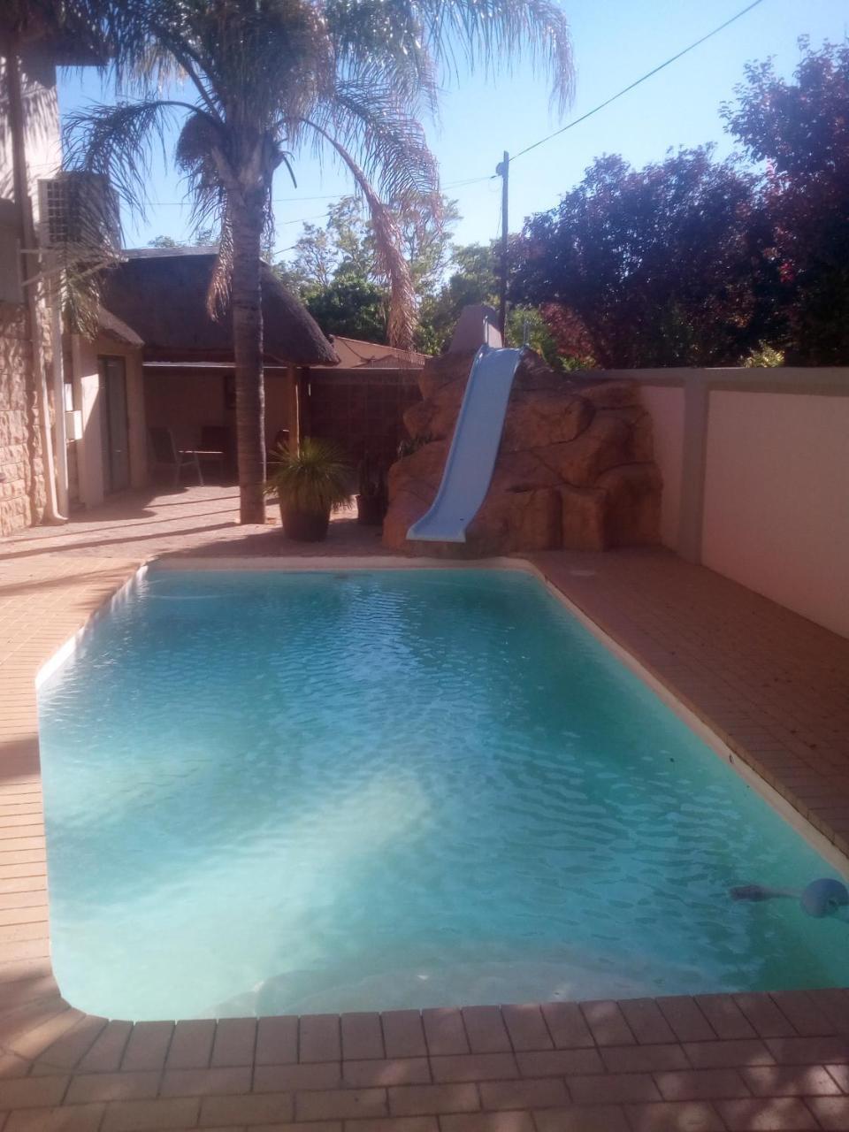 Tuscany Vryburg ภายนอก รูปภาพ