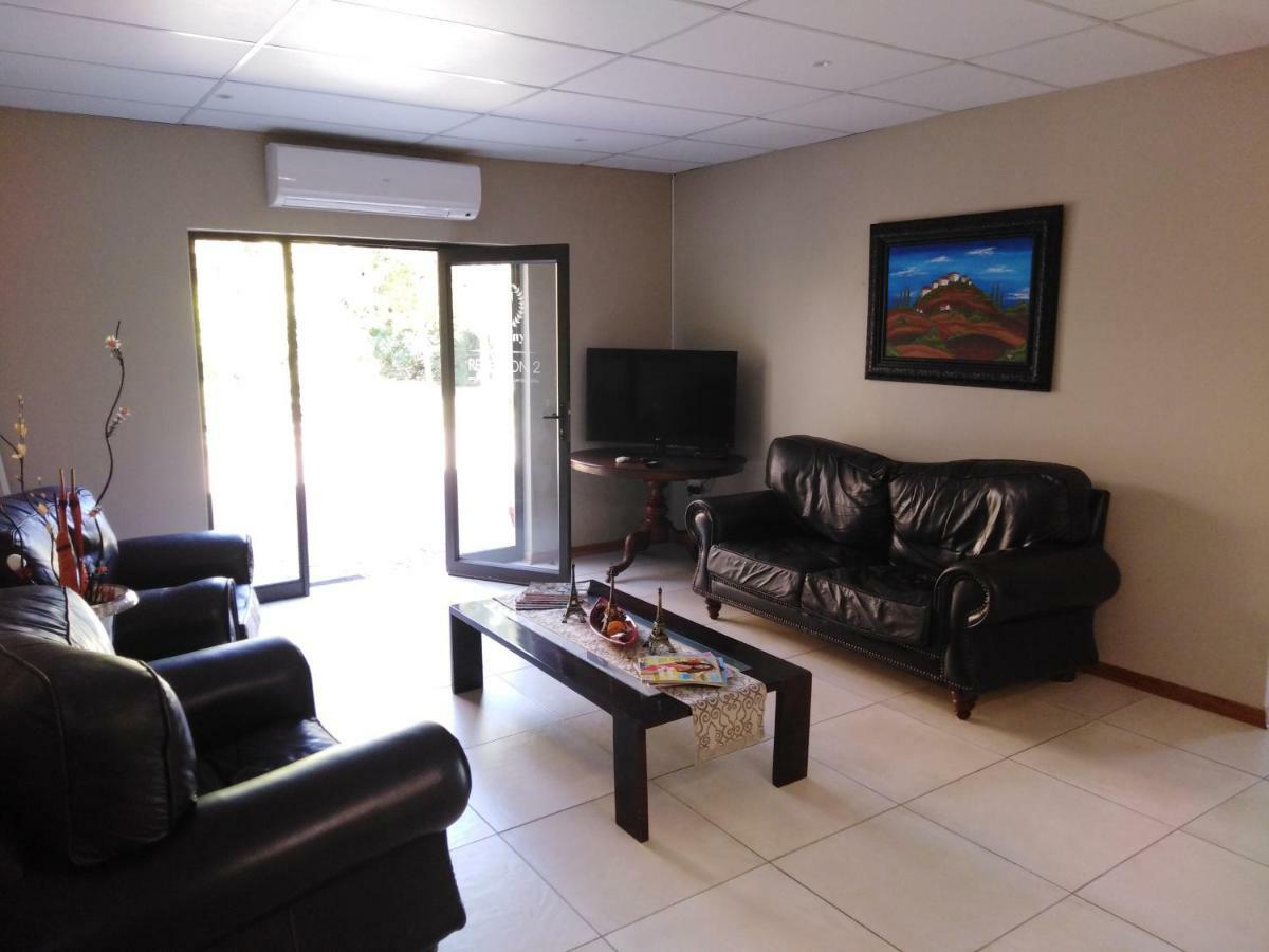 Tuscany Vryburg ภายนอก รูปภาพ